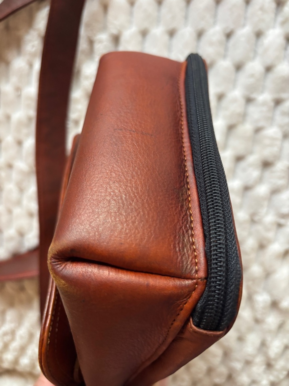 Frye Brown Leather Tooled Crossbody Satchel Bag Organizer messenger - Picture 4 of 14
